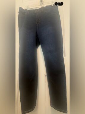 Women’s  Dark Blue CURVE APPEAL Slim Jeans